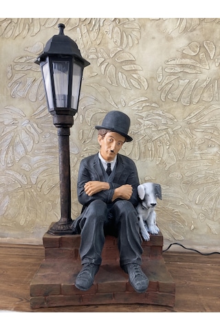 Charlie Chaplin Sokak Lambası Altın Siyah