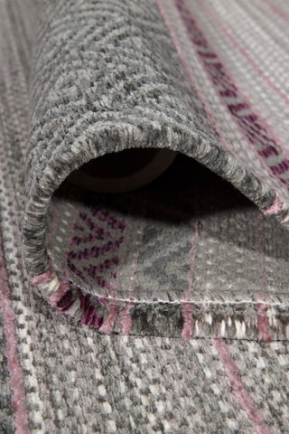 Lila Renkli Kaymaz Tabanlı Yıkanabilir Makine Dokuma Kilim-203 Mor