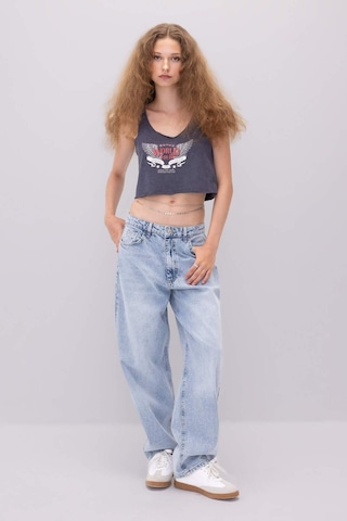 DeFacto Loose Fit Baskılı U Yaka Atlet D3595AX24HSAR191
