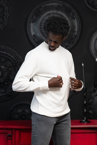 Dorss Regular Fit Armürlü Bisiklet Yaka Likralı Mevsimlik Sweatshirt Beyaz