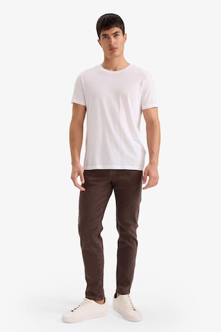 Defacto Slim Tapered Fit Dar Kalıp Normal Bel Daralan Paça Jean Pantolon F4046ax25wnbn539 Kahve-bn539