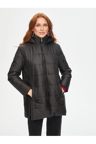 Faik Sönmez Yanları Fermuar Detaylı Kapüşonlu Kapitone Kadın Kaban Siyah