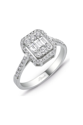 0.60 Ct Modern Baget Tasarım Kare Tektaş Yüzük 18 K