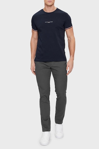 Tommy Hilfiger Sıfır Yaka T-shirt Regular Fit Siyah Siyah