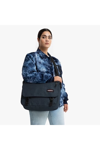 Eastpak Delegate + Triple Denim Unisex Postacı Çantası Ek00026e26w1 Lacivert