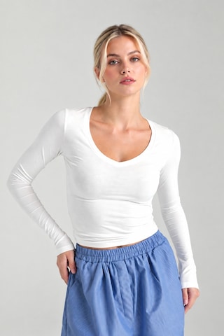 Cloudymood Kadın Ultra Soft V Yaka Bluz Günlük Kullanım Kombinlenebilir Ekru - 892430423 Ekru