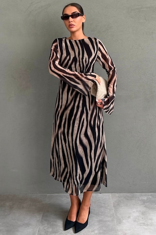 Madmext Bej Zebra Desenli Şifon Midi Elbise Mg2854