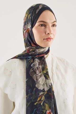 Defacto Fresh Scarfs X Defacto Midnight Botanic Viskon Şal I1748ax26smbk27 Siyah-bk27