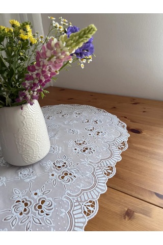 Best Price 34 Masa İçin Oval Beyaz Bez 450983913 Beyaz