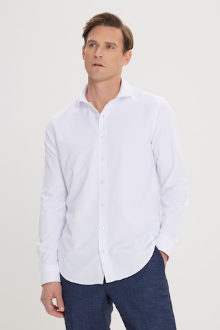 AC&Co / Altınyıldız Classics Erkek BEYAZ Slim Fit Dar Kesim İtalyan Yaka Armürlü Pamuklu Basic Gömlek Beyaz