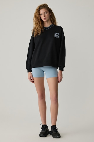 Urban Beat Oganna Kadın Siyah Sweatshirt Siyah