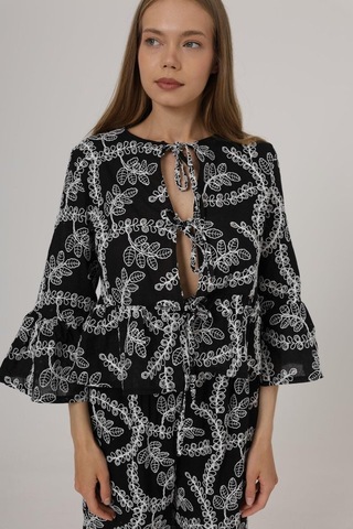 Ahes Shopping Fiyonk Bağlamalı Brode Bluz - Siyah Siyah