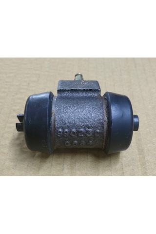 Ford Transit Benzinli Mk1 1973-1981 - Arka Fren Merkezi Dar Tip