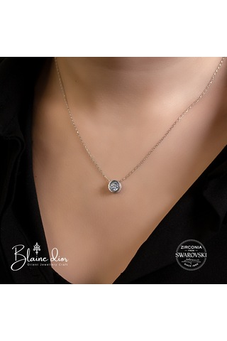 Swarovski Tek Taş Yuvarlak Detaylı 925 Ayar Gerçek Gümüş Kadın Kolye