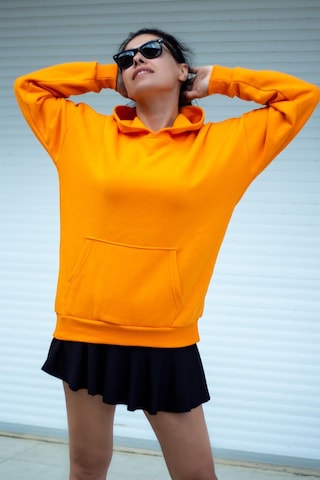 Azıcık Akıllı Kadın Turuncu Basic 3 Üç İplik Ekstra Kalın Kapüşonlu Kanguru Cep Uzun Kollu Sweatshirt 23kswtucpl 001