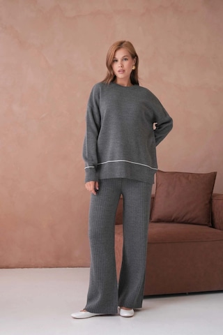 Kadın Bisiklet Yak Adüşük Kol Kazak Fitilli Pantolon İkili Triko Takım Antrasit