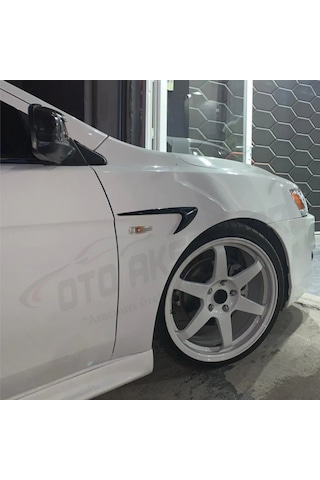 Bmw E90 Çamurluk Venti Sağ - Sol Parlak Siyah