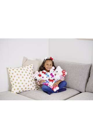 Hello Kitty Super Style Peluş Figür 20 Cm Orijinal, 4 Farklı Stil 001 - Beyaz