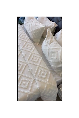 Iskandinav Gri Çift Kişilik Yatak Örtüsü 240 X 260 Cm Ve 2 Adet Yastık Beyaz