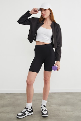 Fullamoda Fermuarlı Hakim Yaka Crop Spor Ceket Siyah