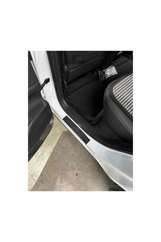 Trobus Chery Tiggo 7 Uyumlu Plastik İç Kapı Eşik Koruma 4 Parça Yapışkanlı Siyah