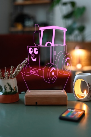Çocuklara Özel Hediye 3D Sevimli Traktör Led Masaüstü Lamba
