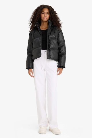 Defacto Regular Fit Kapüşonlu Polar Astarlı Suni Deri Mont F2142ax25wnbk27 Siyah-bk27