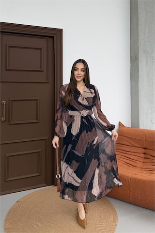 Neşeli Butik Kadın Kahverengi Beli Kemerli Piliseli Şifon Astarlı Midi Boy Elbise Nbelb04 Kahverengi