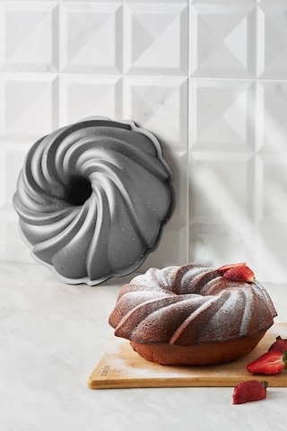 Karaca  Cake Pro Pare Döküm Kek Kalıbı Antrasit 24 cm