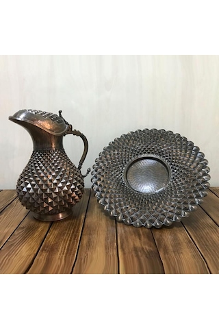 Piramit İşlemeli Bakır Kapaklı Sürahi, Oksit