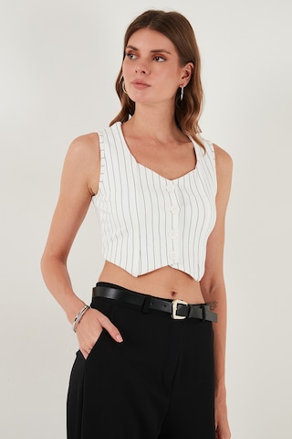 Lela Slim Fit Kalp Yaka Düğmeli Kalın Askılı Crop Bayan Yelek 5865497 Siyah Çizgili