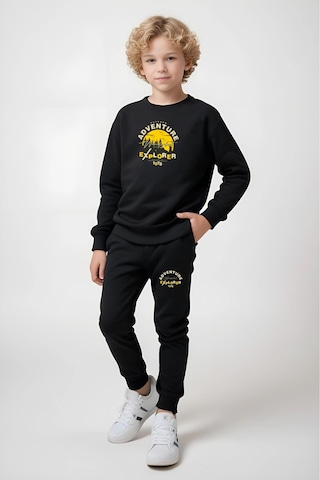 3'lü Erkek Çocuk Baskı Detaylı Yuvarlak Yaka Eşofman Takımı Çok Renkli