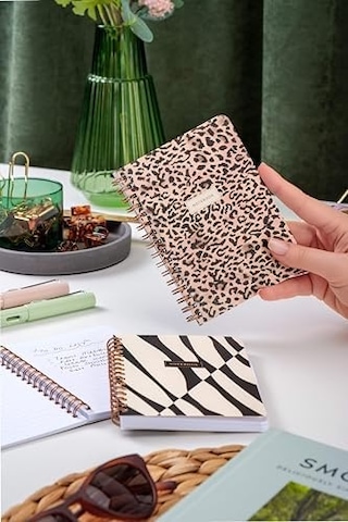 Cep Boy 10x14 Cm Spiralli Çizgili Karton Kapak 3'lü Defter Seti Leopar Çok Renkli
