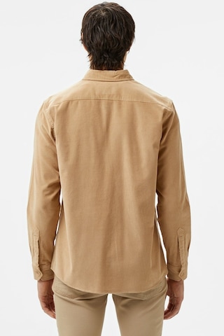 Lacoste Men's Regular Fit Button-down Collar Velvet Shirt Brown Erkek Düğmeli Yaka Kadife Gömlek Kahverengi