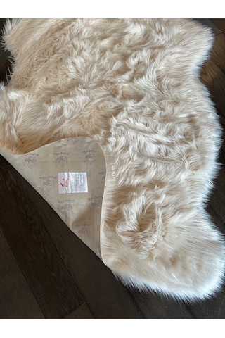 A Post Bej Yumuşak Dokulu Peluş Halı Tek Kafa Post