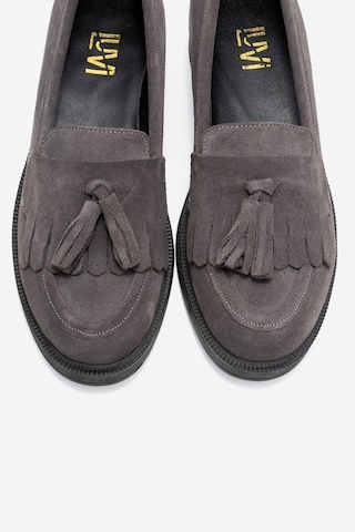 Milina Füme Süet Püsküllü Hakiki Deri Kadın Loafer Ayakkabı Füme