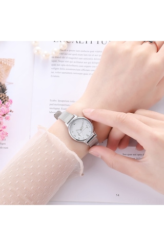 Padalink Kadınlar İçin Gümüş Renkli Minimalist Tasarımlı Kaliteli Çelik Bantlı Kalp İşaretli Akıllı Kol Saati Diğer