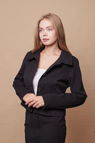 Kadın Likralı Kaşe Kumaş Yakalı Cep Kapaklı Uzun Kol Düğmeli Kısa Blazer Ceket Kaban-siyah Siyah