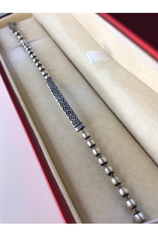 Top Zincirli Baklava Desen Gümüş Işıklı Kutuda Sevgiliye Eşe Babaya Hediye Bileklik
