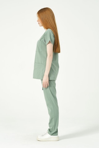 Çağla Yeşili Likralı Scrubs Kargo Cep Doktor Hemşire Forması Yarasa Kol Takım Unisex