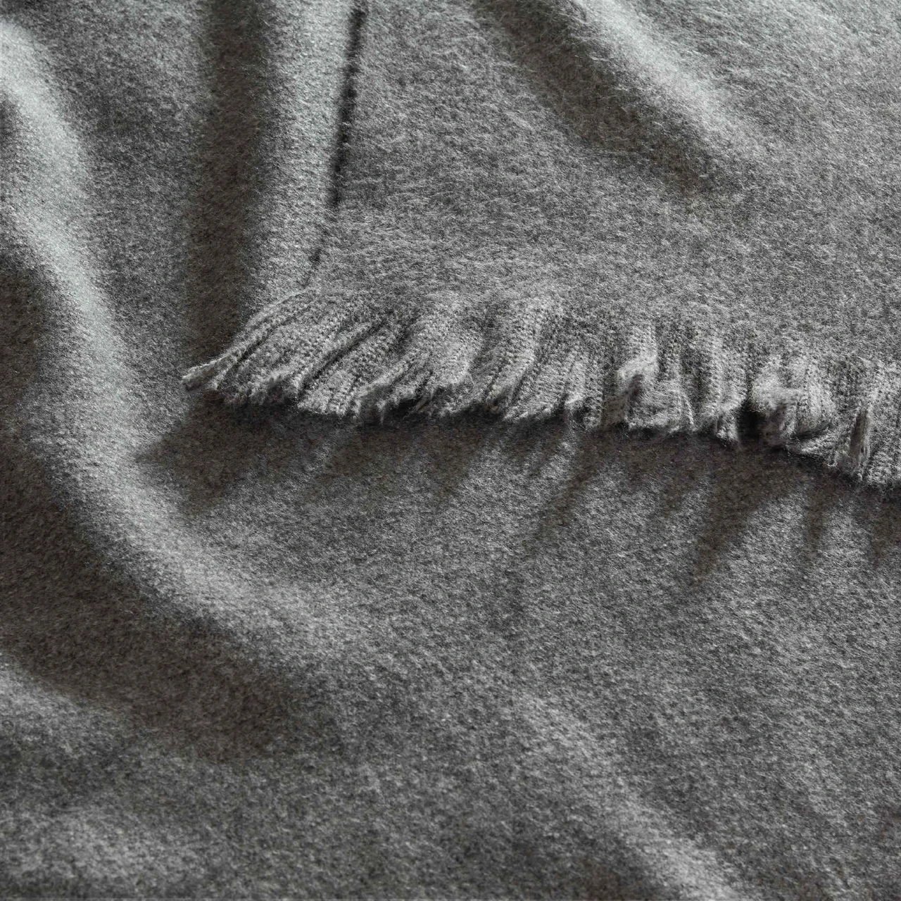 Linens Lunea Throw / Tv Battaniyesi Antrasit Tek Kişilik Antrasit