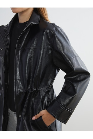 Lcwaıkıkı Classic Siyah Dik Yaka Oversize Kadın Deri Görünümlü Ceket