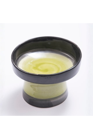 Eğimli Yüksek Seramik Mama Kabı 350 Ml- Siyah Sarı Desen