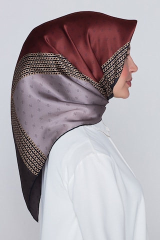Armine Özel Nostalji Serisi Sura İpek Eşarp Modelleri 8113DS-31