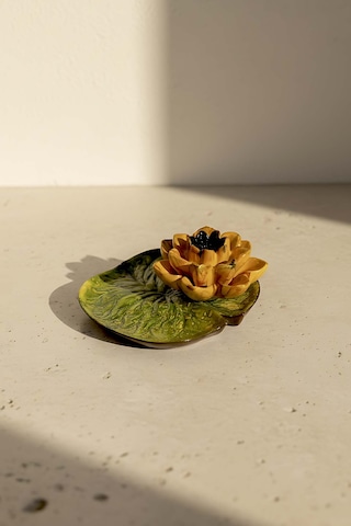 Sarı Lotus Çiçeği Dekoratif Tabak