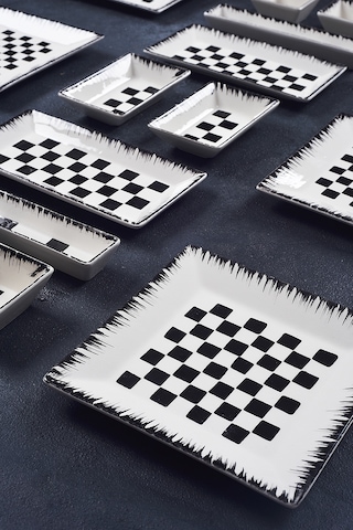 Piatti Naturali 16 Parça 6 Kişilik Dama Kahvaltı Takımı Handmade Sunum Set Siyah