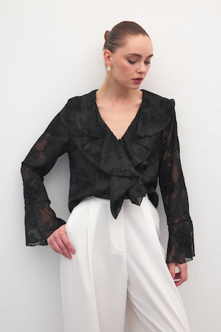 Sateen Fırfır Detaylı Nakışlı Gömlek - Siyah-137181 Siyah