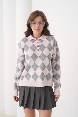 Kadın Polo Yaka Yarım Pat Düğme Detay Desenli Oversize Triko Kazak Açık Pembe