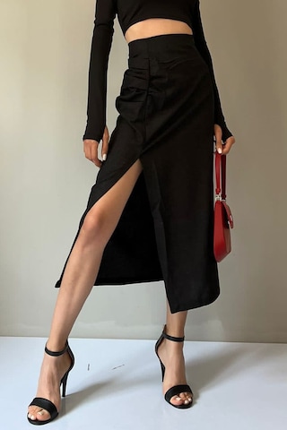 Madmext Siyah Basic Midi Boy Büzgülü Keten Etek Mg1540