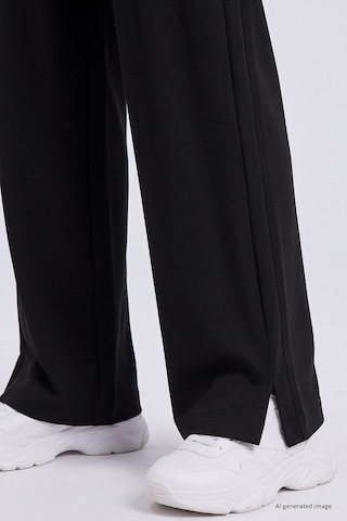 Tommylife Siyah Geniş Paça Pileli Kadın Pantolon - 94688